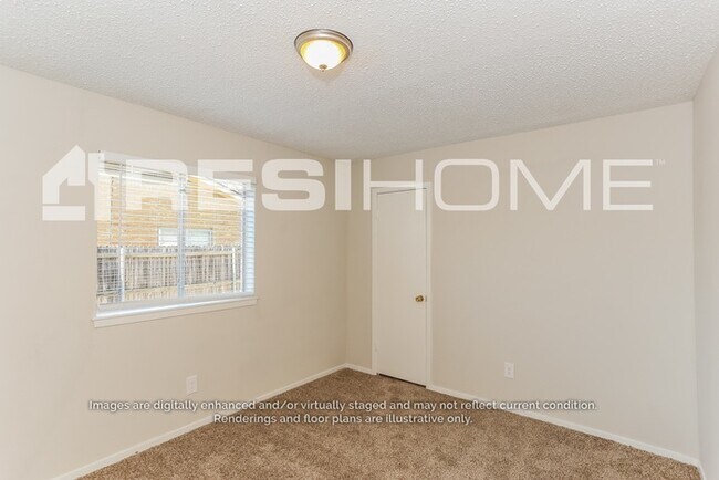 Building Photo - 302 Carol Dr