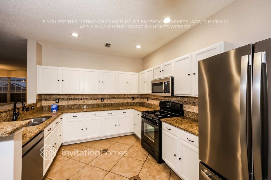 Building Photo - 4804 Sleepy Ridge Cir