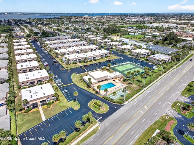 Building Photo - 2700 N Hwy A1A