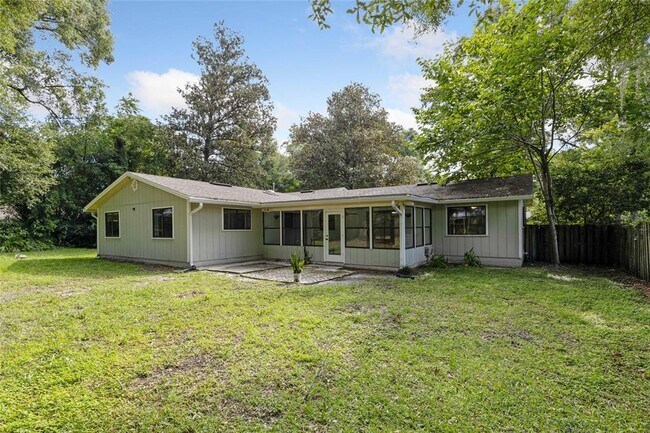 Building Photo - 1716 SW 77th Terrace