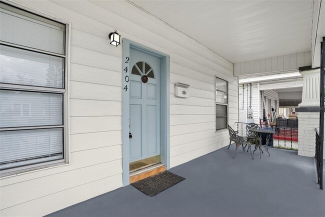 Building Photo - 2404 Corrine St