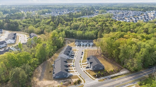 Building Photo - Charming 3 Bedroom Home located in Wake Forest