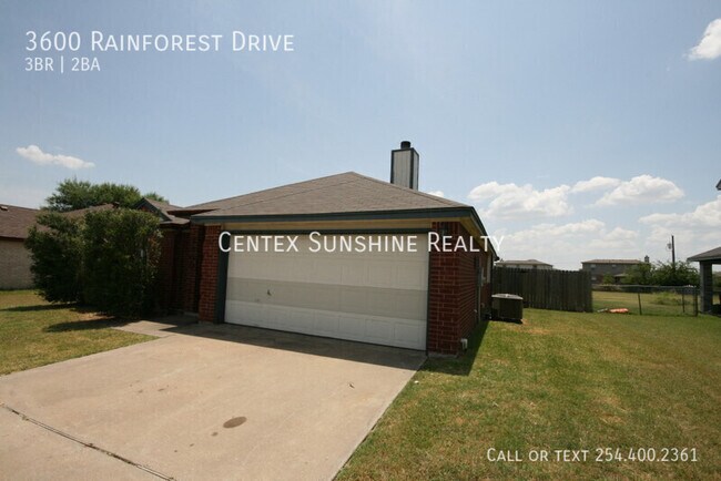Building Photo - 3600 Rainforest Ln