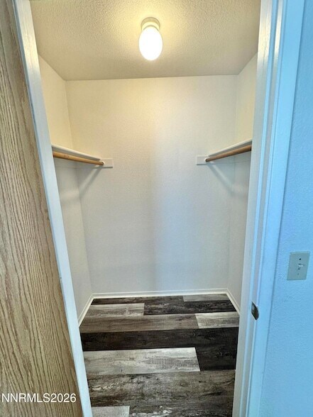 Building Photo - 2519 Sunny Slope Dr