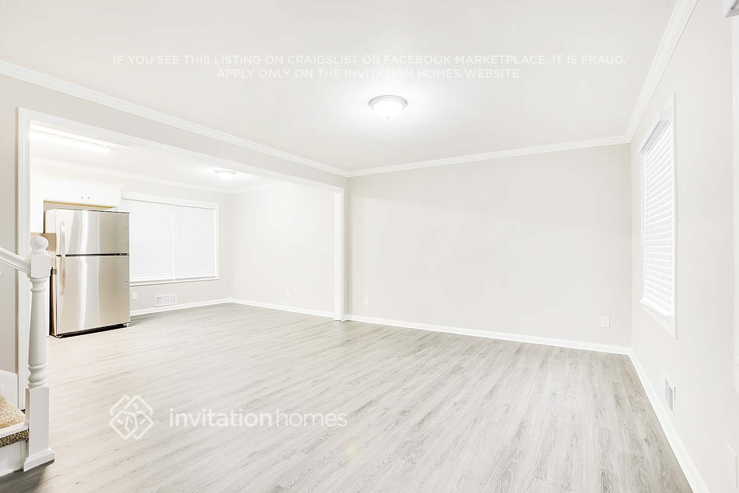 Building Photo - 334 Dartmouth Dr SW