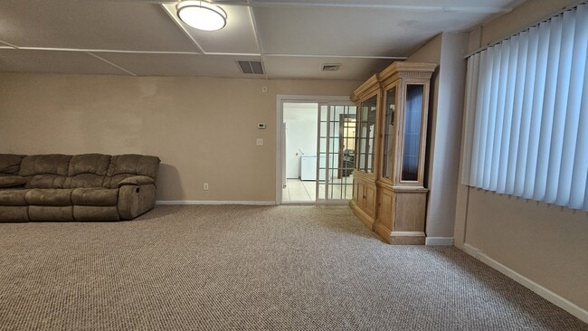 Building Photo - 2216 Dean Dr