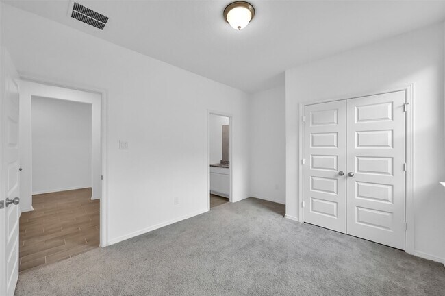 Building Photo - 9699 Caney Trails Rd