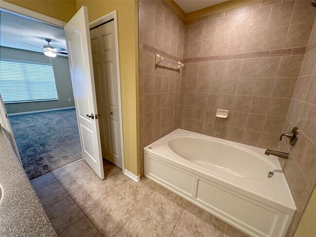 Building Photo - 11801 Castine St