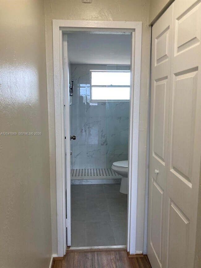 Building Photo - 7900 Tatum Waterway Dr