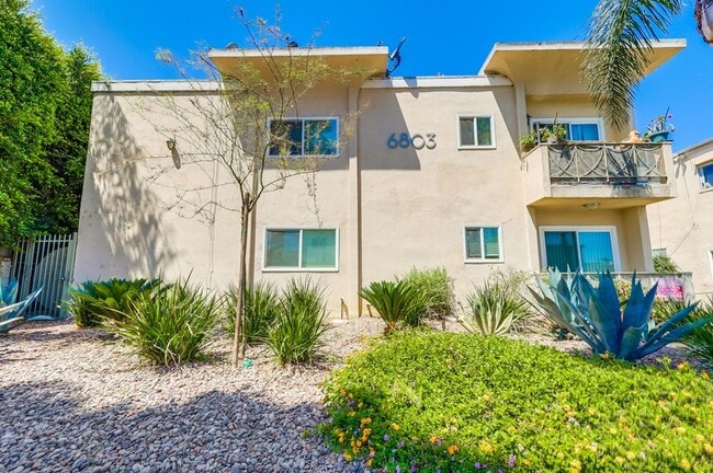 Interior Photo - Apartment Building in Park Mesa Heights with Laundry On-Site and Parking