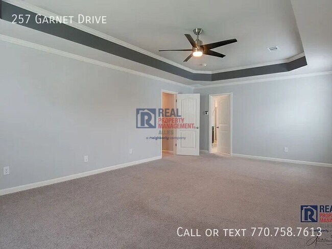 Building Photo - 257 Garnet Dr