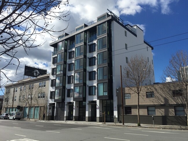 Building Photo - 870 Harrison St
