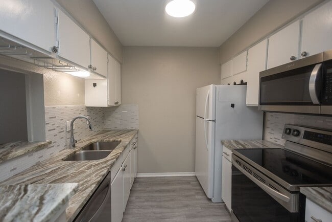 Building Photo - 4647 Wild Indigo St