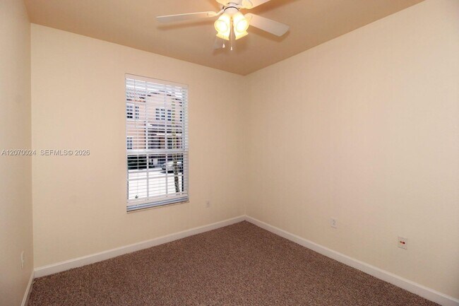 Building Photo - 9362 SW 171st Ct