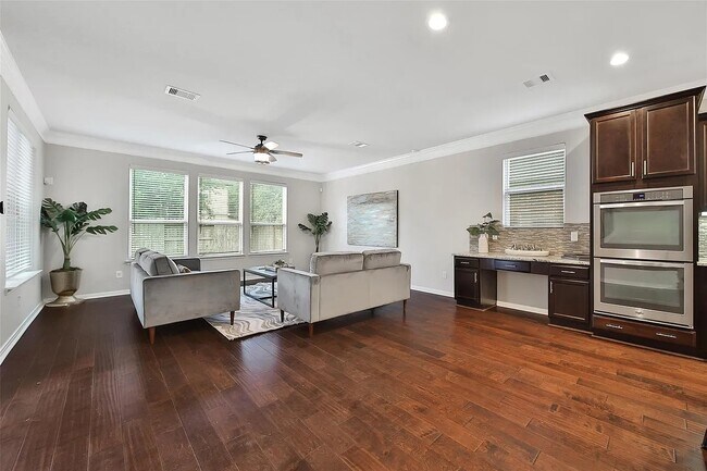Building Photo - 28723 Baughman Ridge Dr