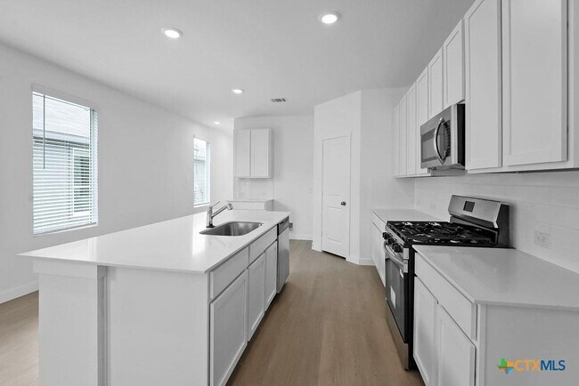 Building Photo - 247 Flathead