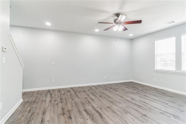 Building Photo - 373 Weatherstone Pl