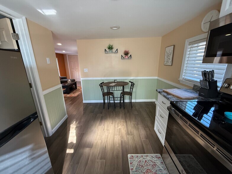 Building Photo - 257 Forbes Ave