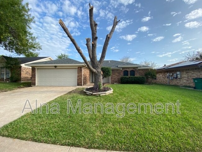 Building Photo - 6461 Whitehurst Dr