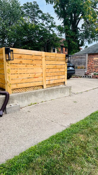 Building Photo - 3819 W Philadelphia St