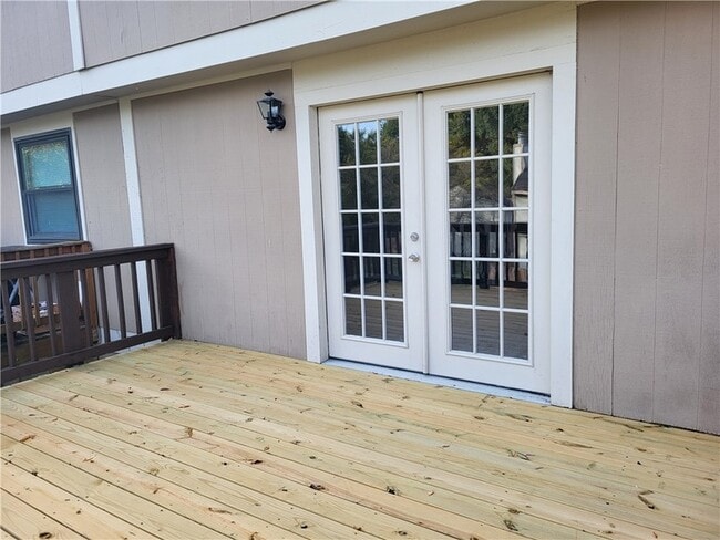 Building Photo - 740 Wheatland Cir