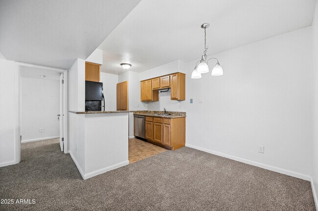 Building Photo - 5995 N 78th St