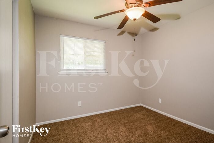 Building Photo - 212 Allen Dr