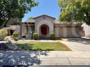 Building Photo - 995 E Blue Spruce Ln
