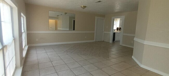 Building Photo - 7502 Winkle Wood Ln