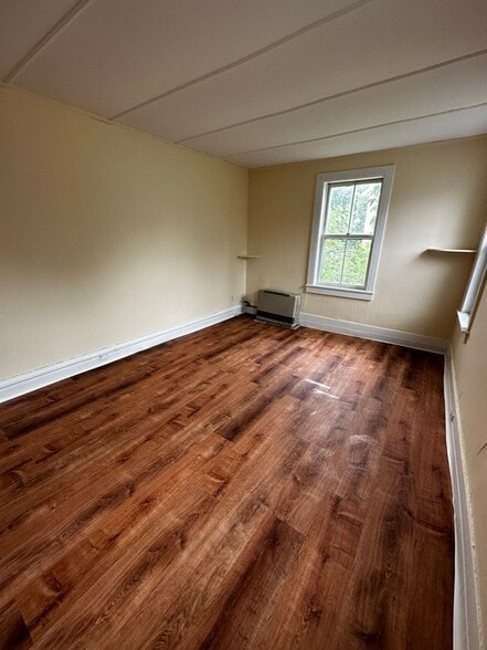 Building Photo - 26-28 Monroe Street