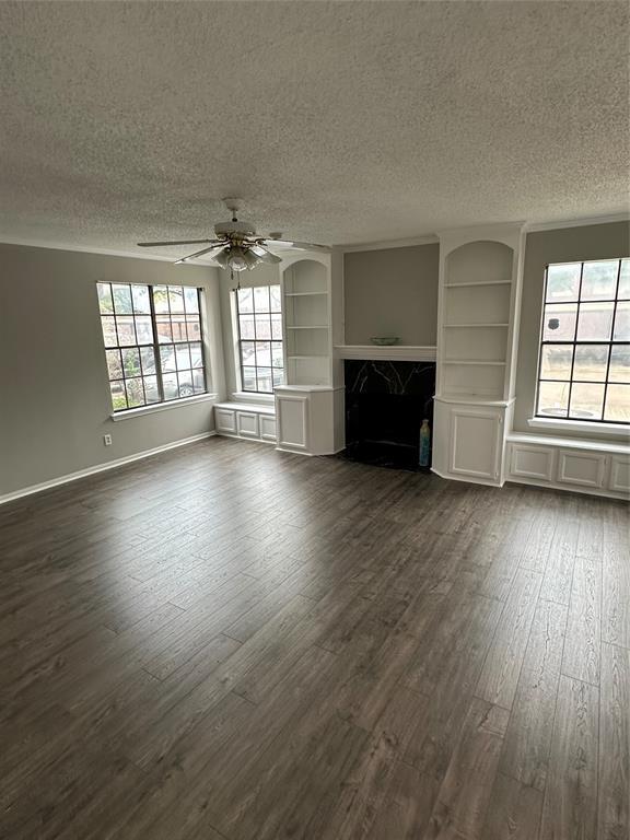 Building Photo - 2300 Old Spanish Trail