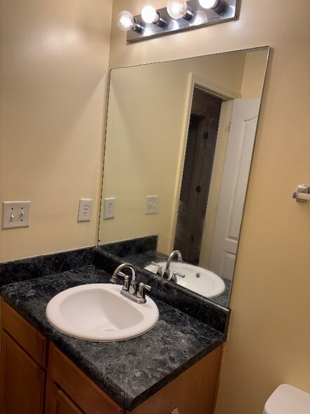 Building Photo - 1780 Broad River Rd