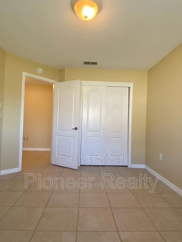 Building Photo - 5156 Florentine Ct