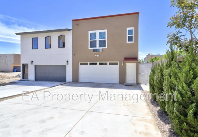 Building Photo - 1419 Coal Ave SW