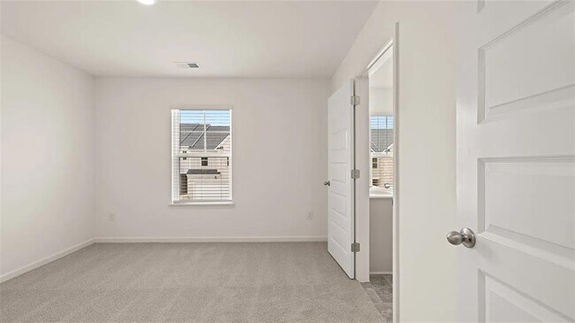Building Photo - 317 Sound Cir