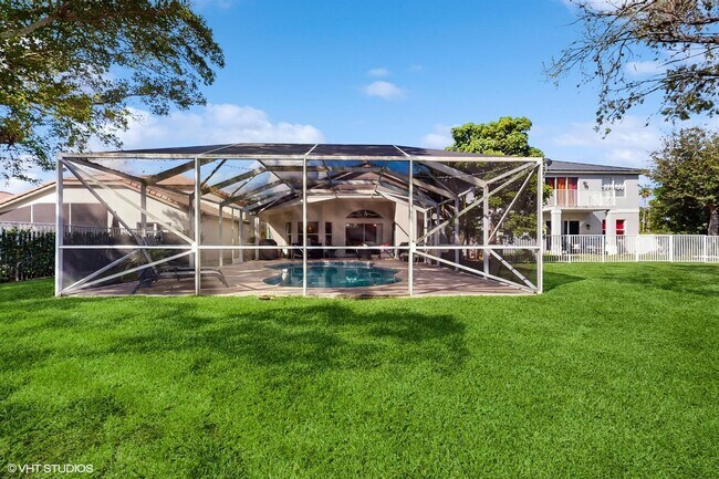 Building Photo - 15151 Banbury Ct