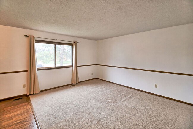 Building Photo - 4-Bedroom Home Near CSU | Fenced Yard & 2-Car Garage