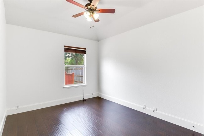Building Photo - 2308 Kimra Ln
