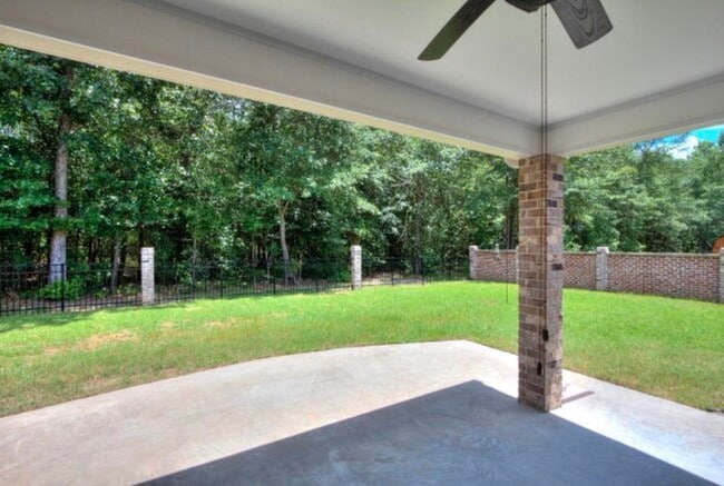 Building Photo - 3005 Daufaskie Rd