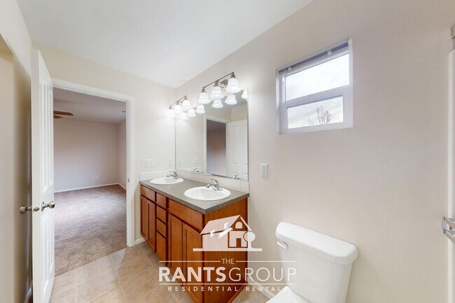 Building Photo - Spacious 4-Bedroom, 2.5-Bath Home with Open Layout in Lacey!