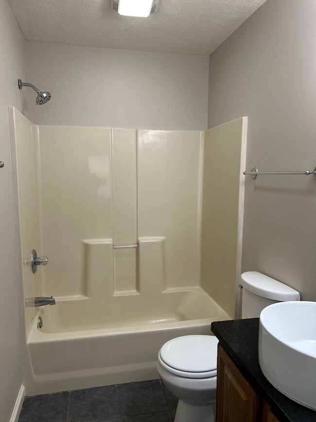 Building Photo - 1623 Lionheart Ln