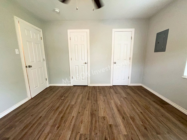 Building Photo - 3-Bed, 2-Bath Home Minutes from Fort Sill – Move-In Ready!