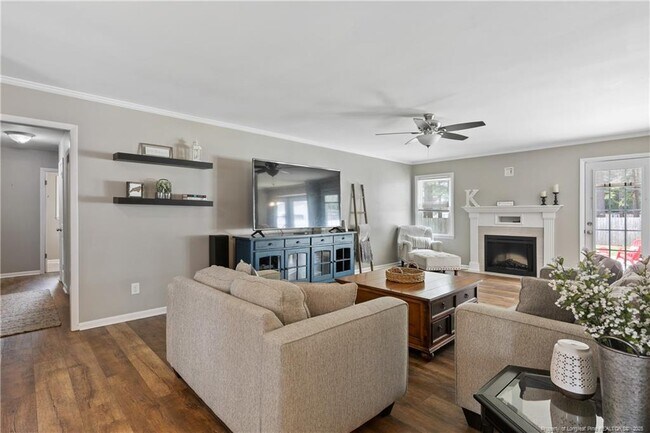 Building Photo - 2142 Baywater Dr