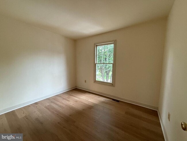 Building Photo - 58 Drumcastle Ct