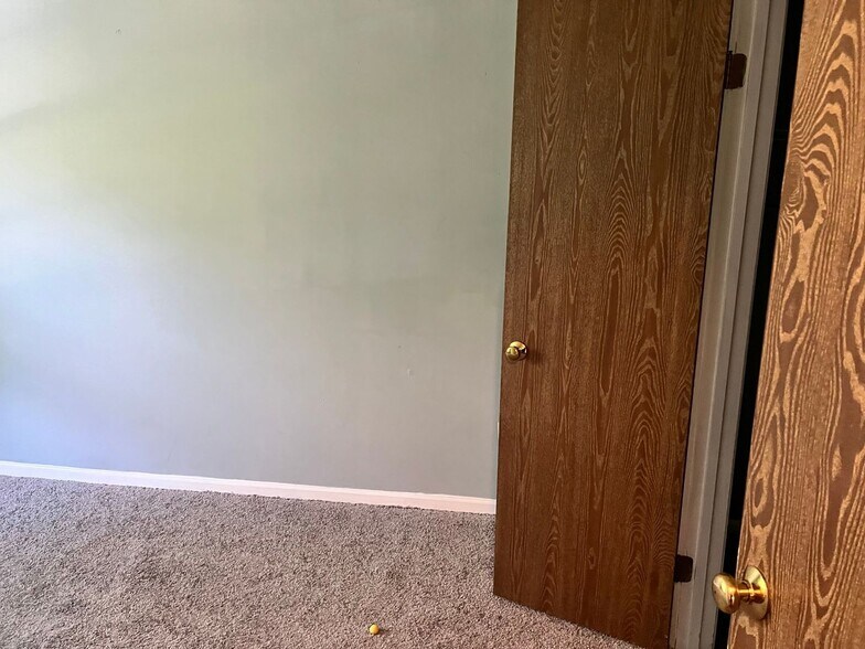 Building Photo - 3212 Tapestry Cir