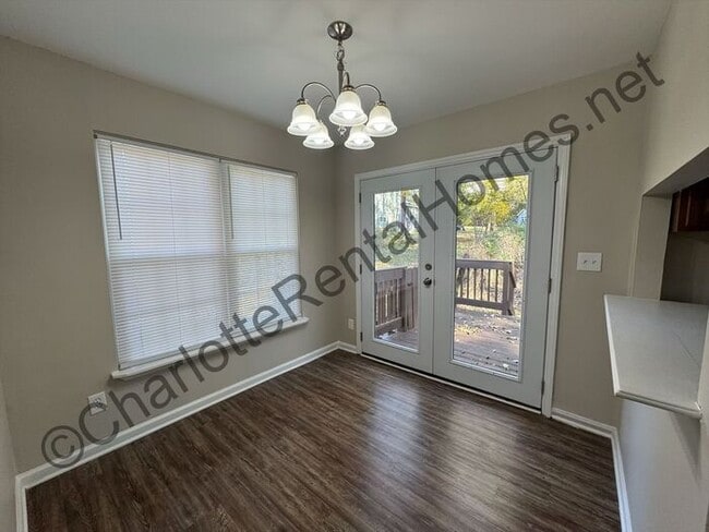 Building Photo - Rocking Chair front porch in Mint Hill!