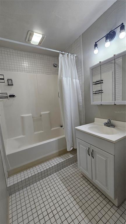 Building Photo - 1413 Warren Ave