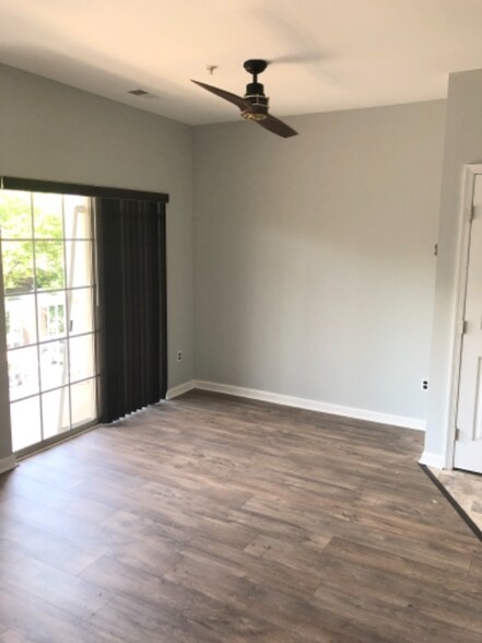 Building Photo - 14717 Hampshire Hall Ct