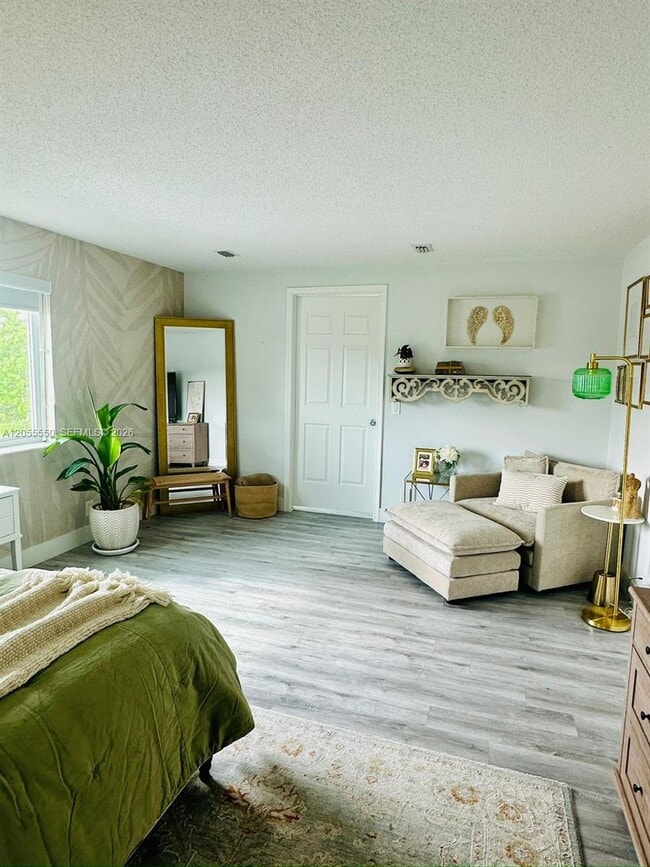 Building Photo - 1652 Orchid Bend