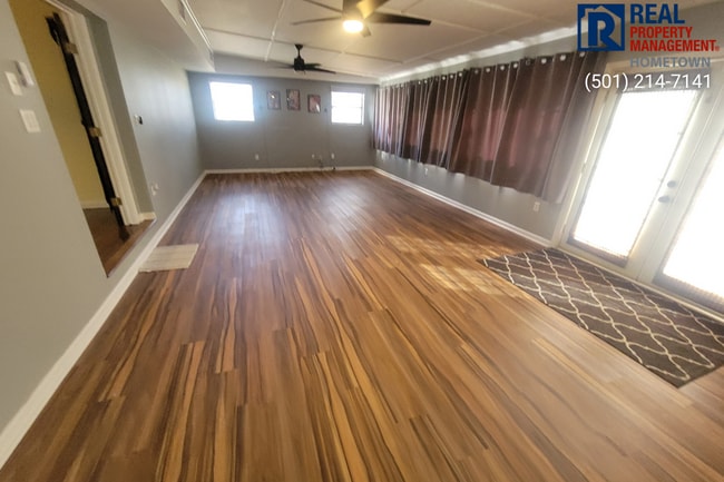 Building Photo - 130 Sheridan Rd